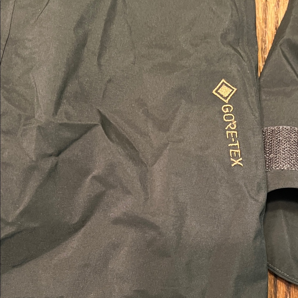 Norrøna Tamok Gore-Tex Women's Snowboard Jacket Rosin - Picture 14 of 16